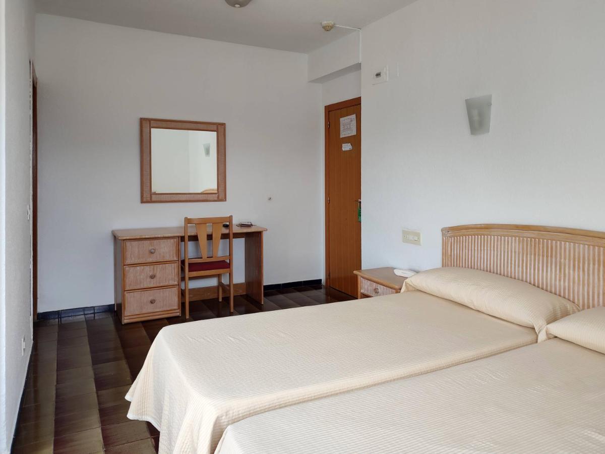 גאנדיה Hotel Porto מראה חיצוני תמונה